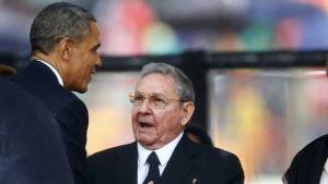 Obama-Raul-Castro-Sudafrica-APArchivo_CLAIMA20141217_0123_27